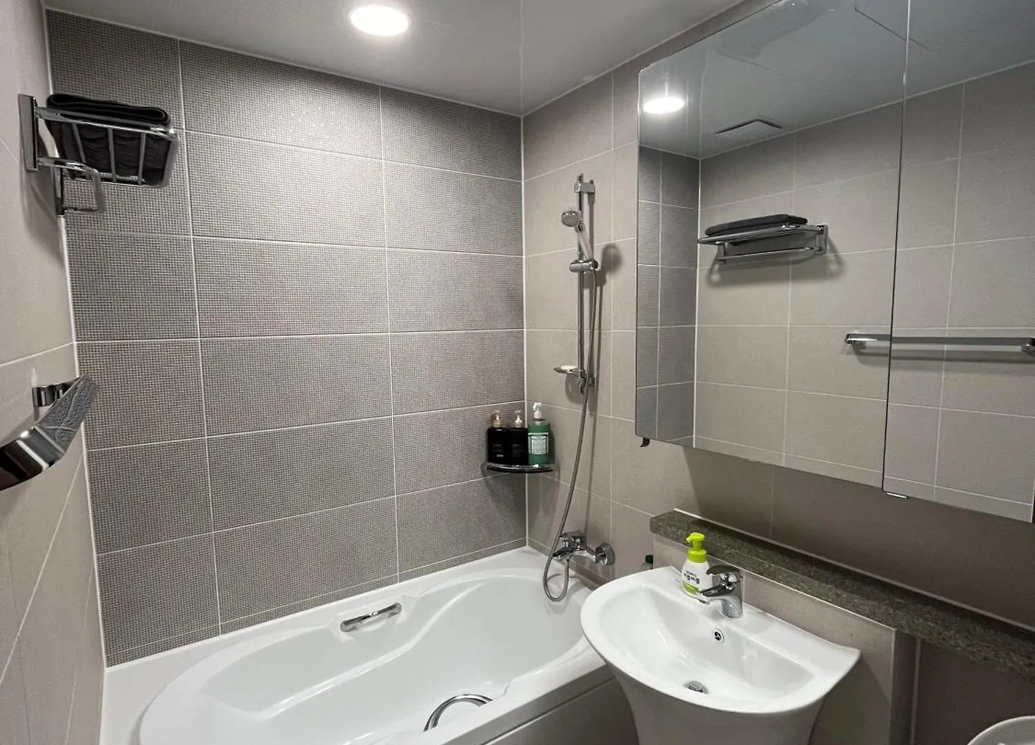 인천 선셋뷰 여성전용 B&B 0*,  대한민국